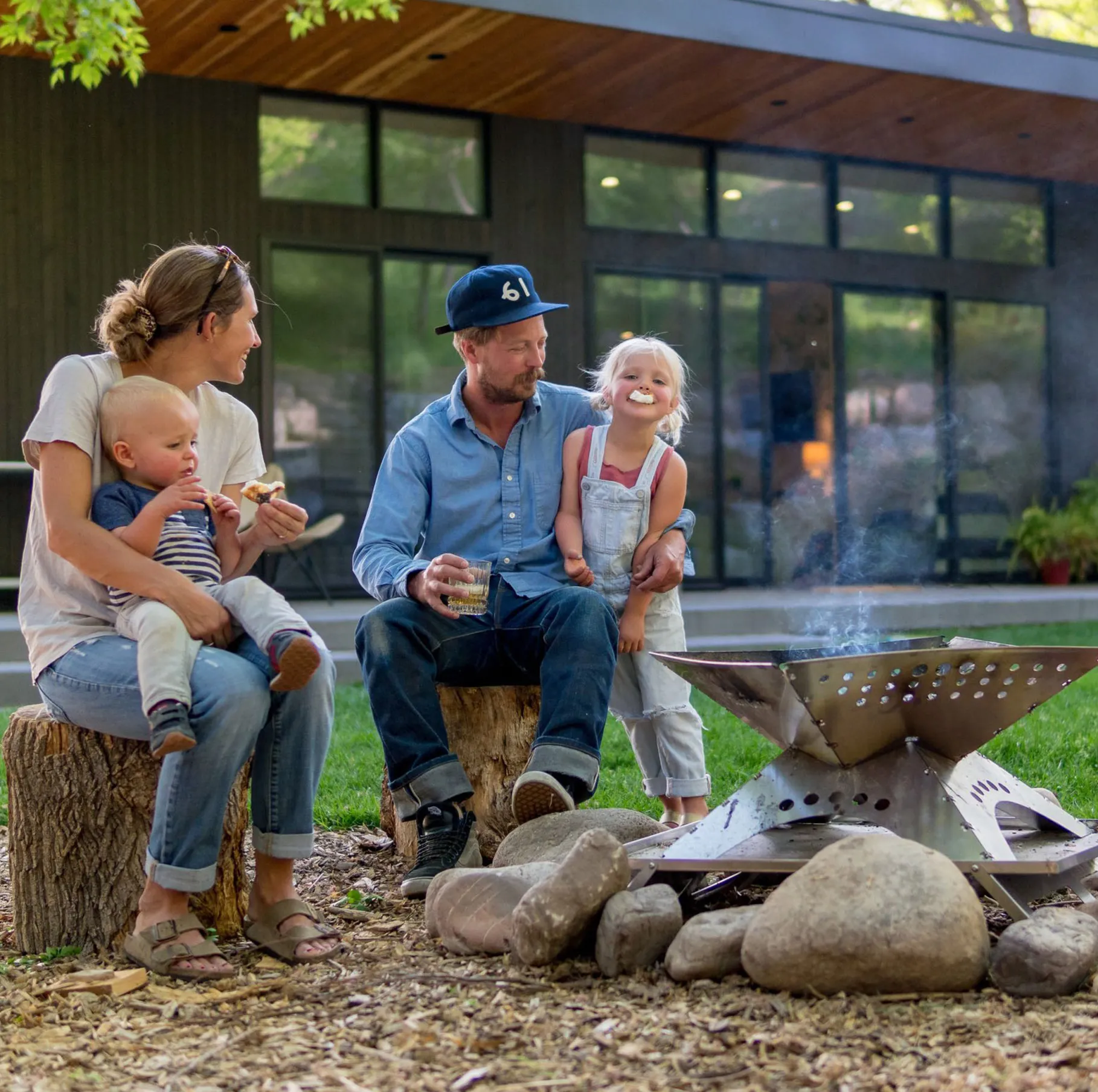 Accessory Table for X-Large Flat Firepit
