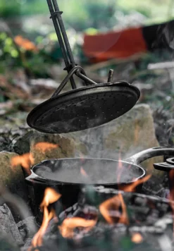 Cast-Iron Saucepan with Lid KR2