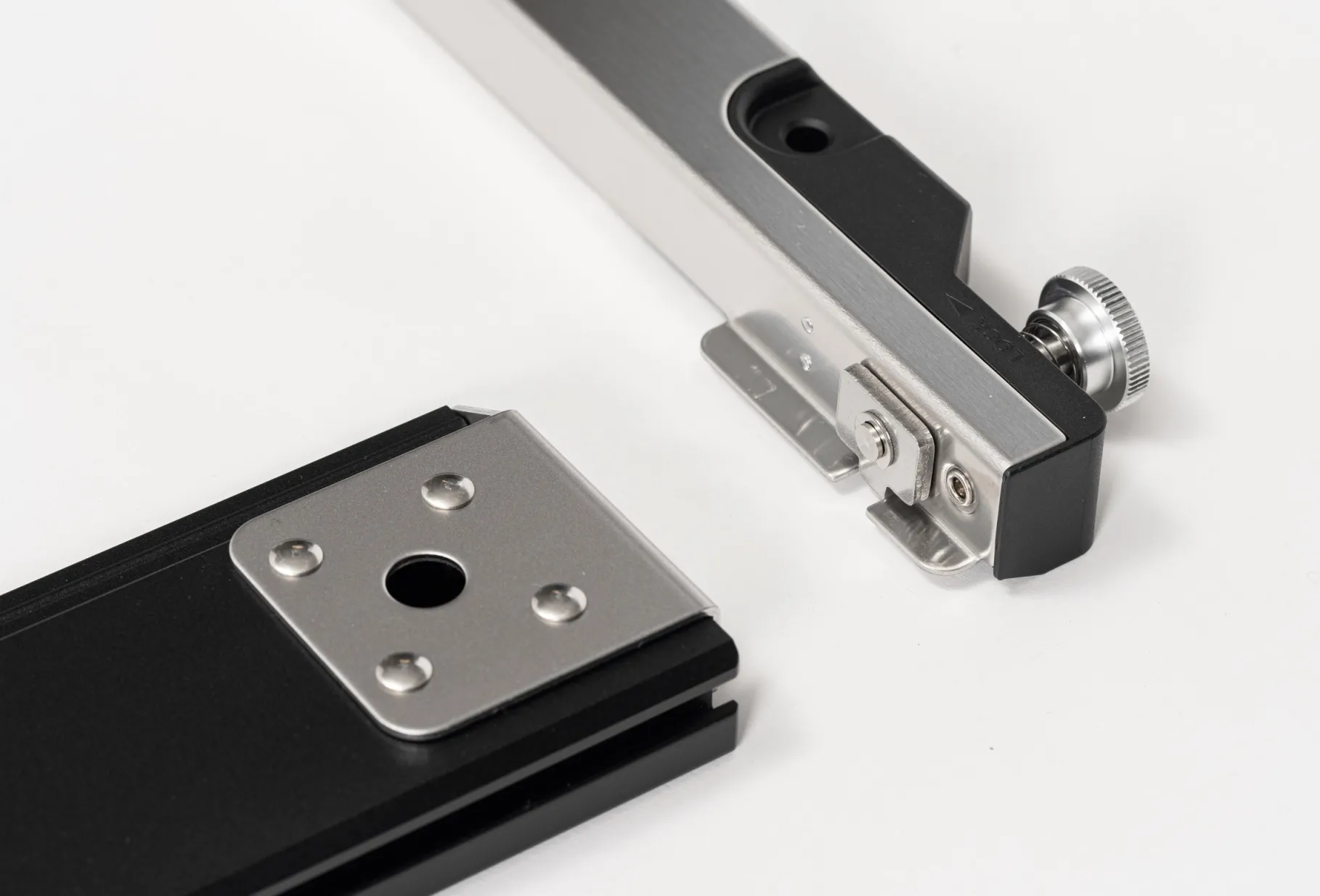 Collapsible IGT 3 Unit Frame