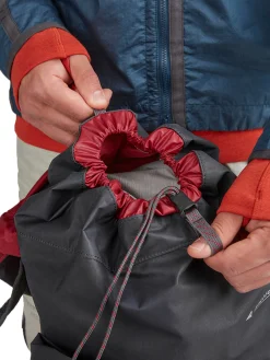 Fjörm Backpack 18L