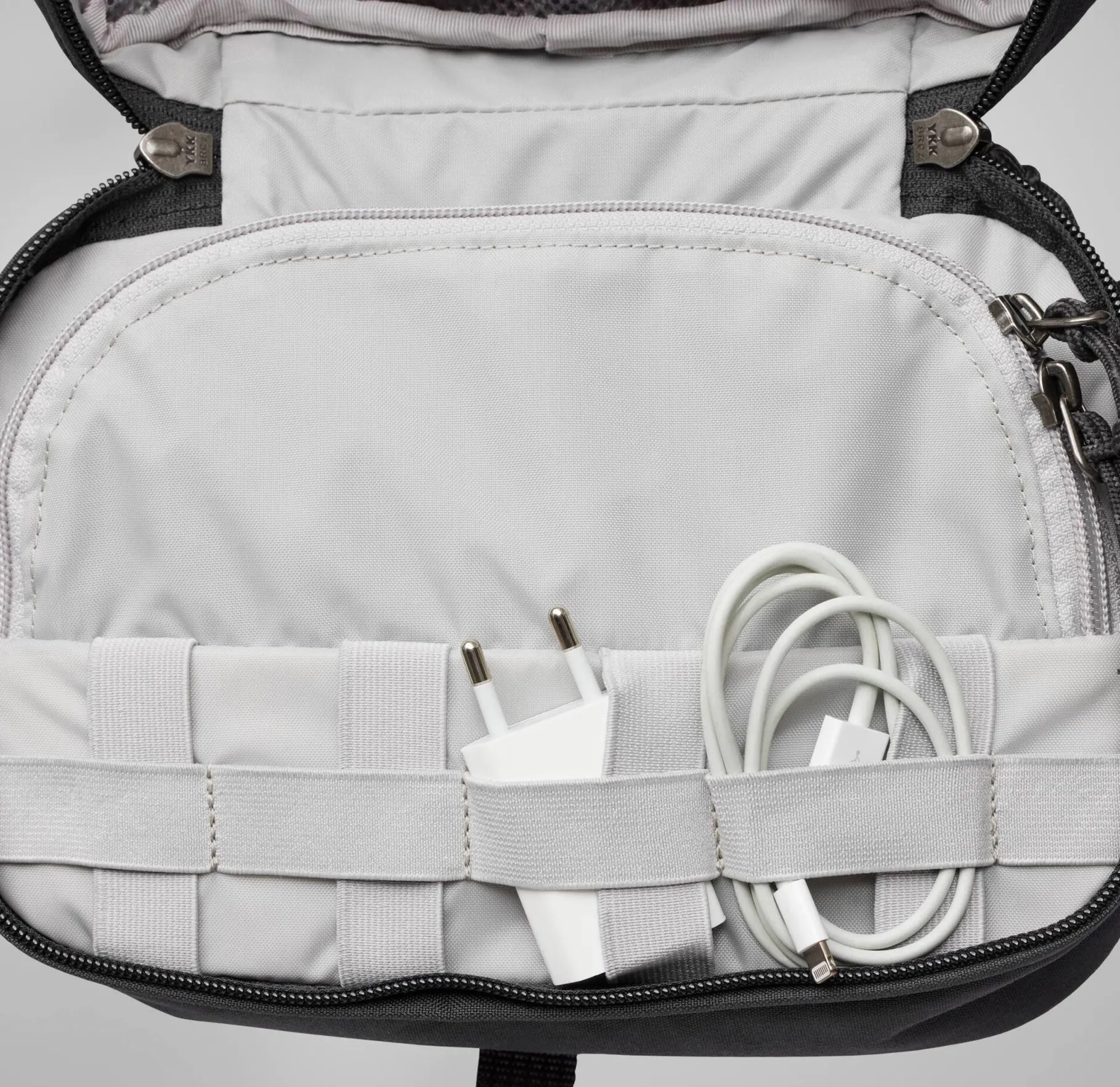 Färden Necessity Bag
