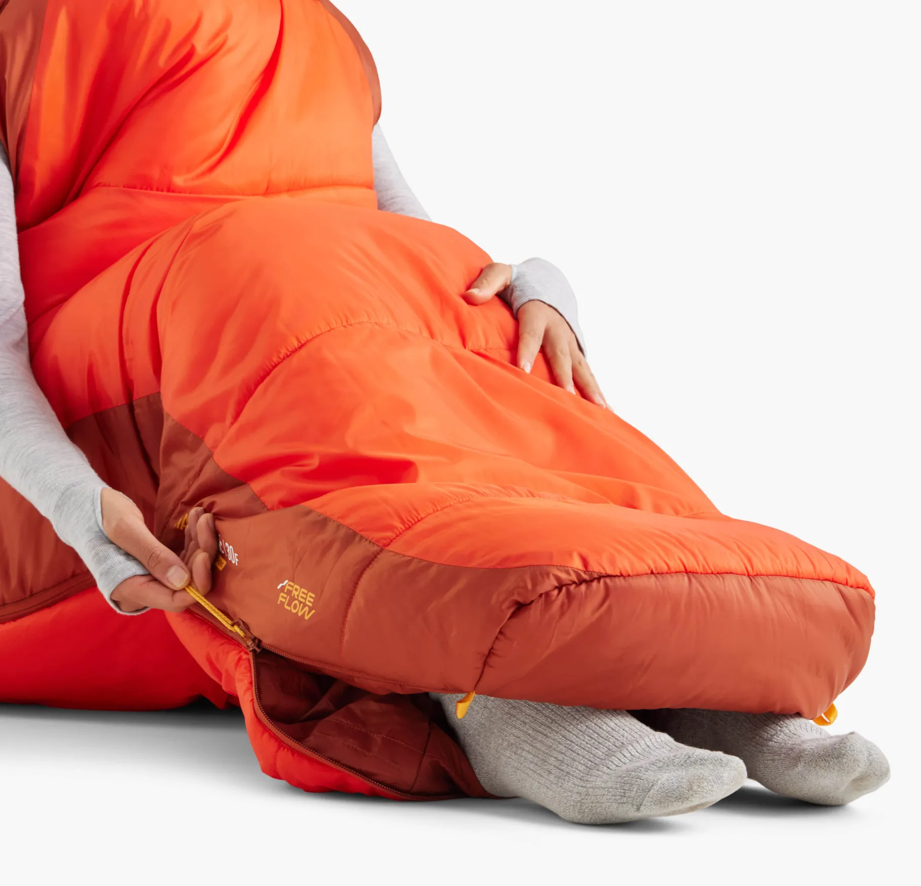Hamelin Synthetic Sleeping Bag -1C/30F Long Dame Fibersovepose