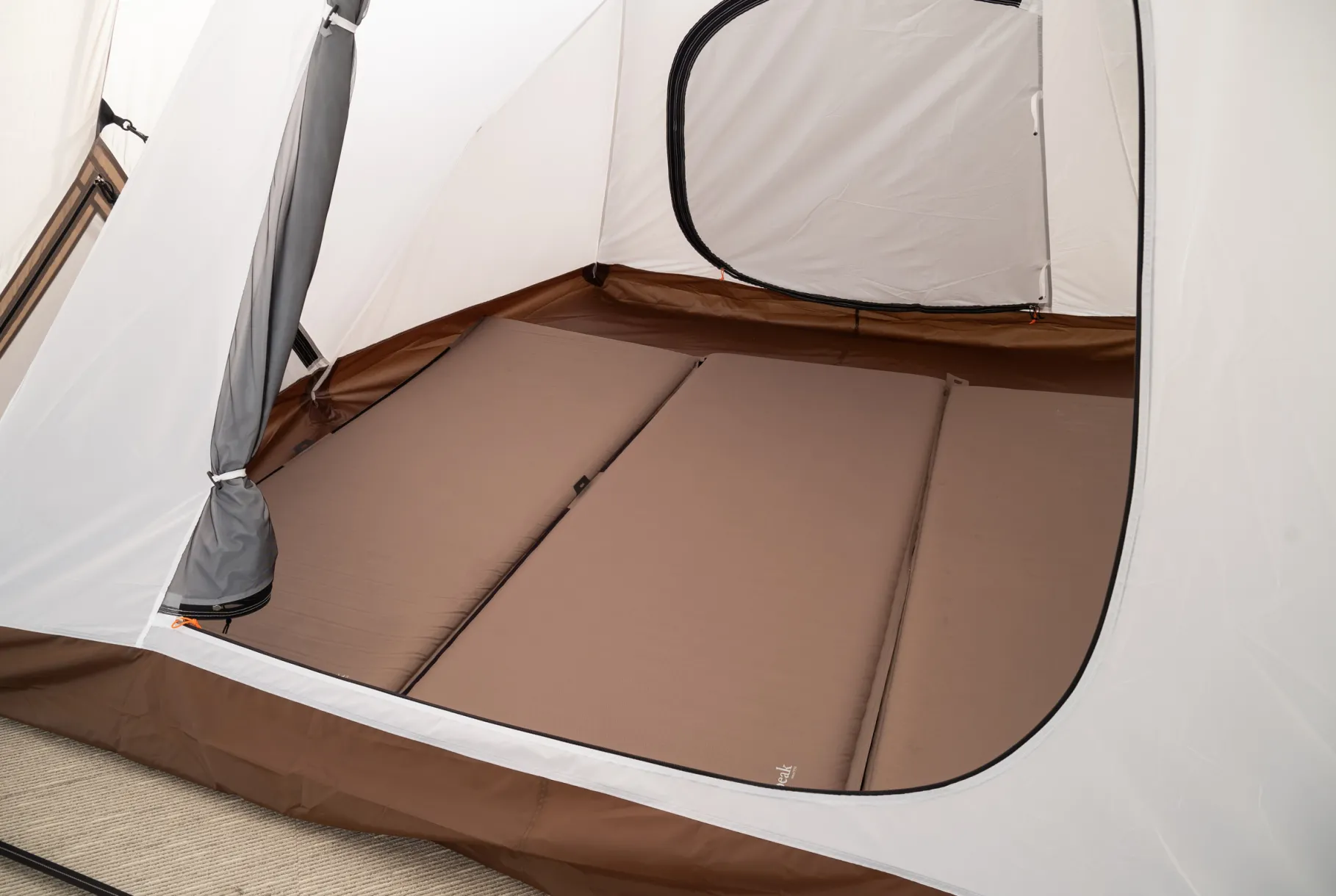 Land Nest Dome Medium, 4-Personers Telt