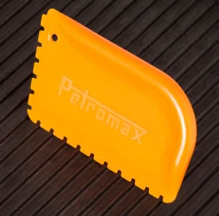 Scraper with Ridges for Cast Iron