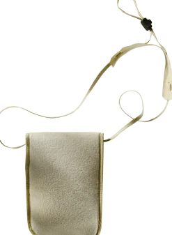 Skin Neck Pouch