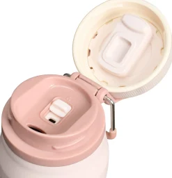 The IceFlow Bottle Twist Flip 0.7L