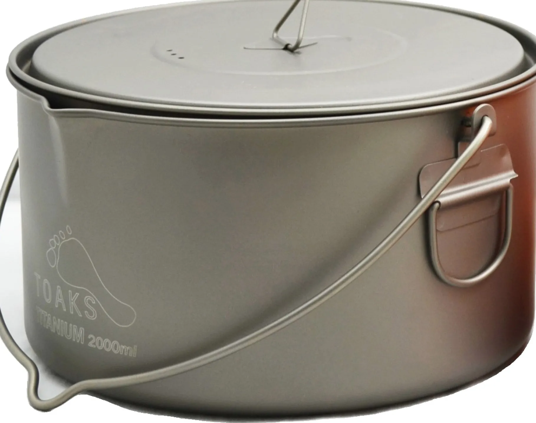 Titanium 2000 ml Pot with Bail Handle