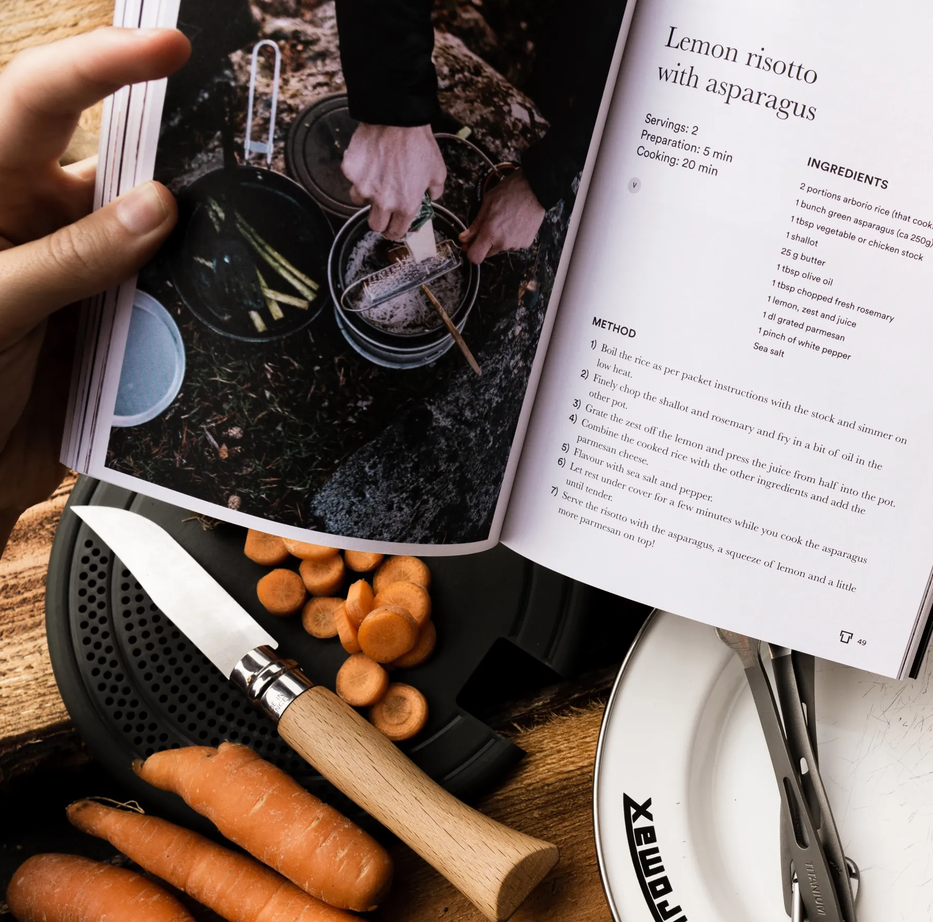 Trangia Moment - The Outdoor Cookbook, English