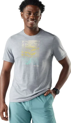 Winding Trail Active Short Sleeve Graphic Tee